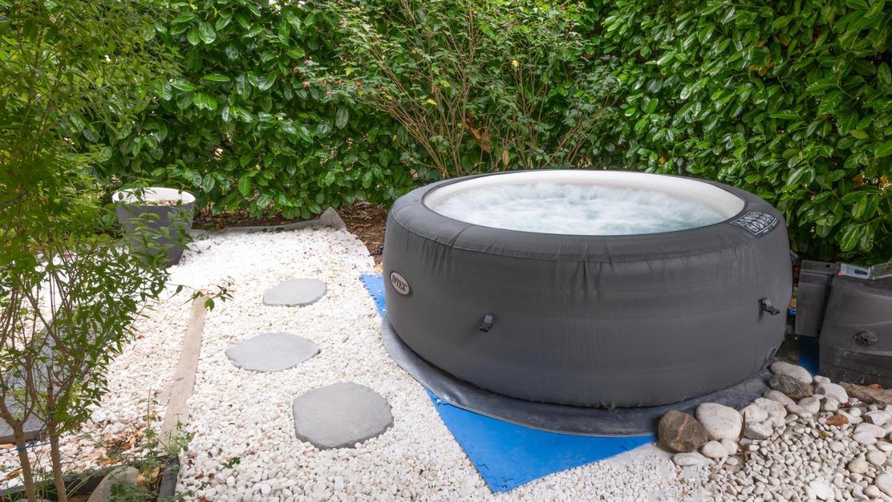 Idéal couple Jacuzzi et jolie cour intérieure Toulouse Extérieur photo